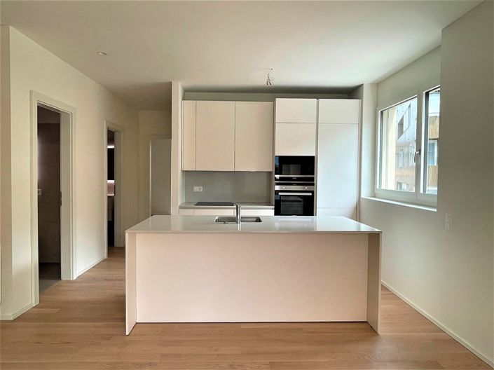 Image No.6-4 Bed Apartment for sale