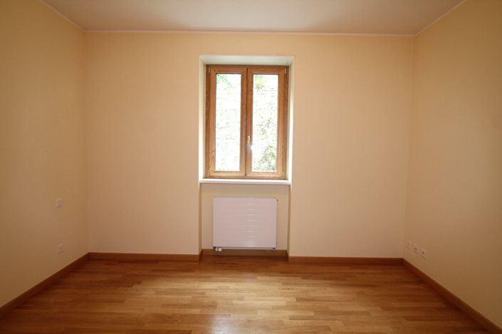 Image No.10-3 Bed Apartment for sale