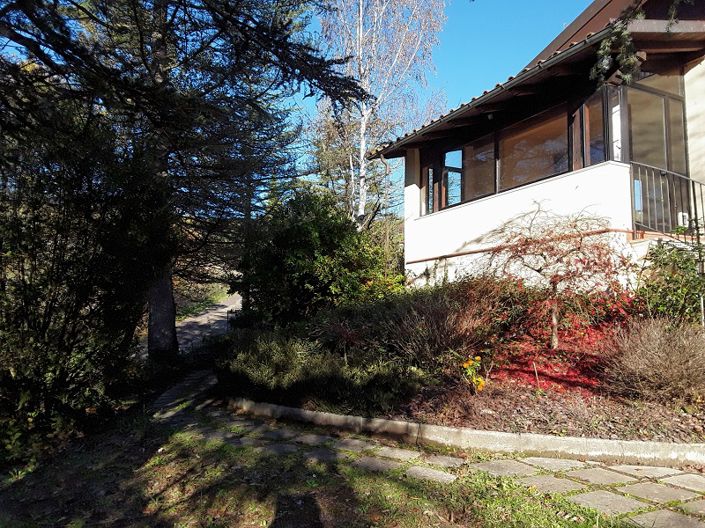 Image No.16-4 Bed Property for sale