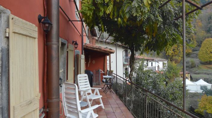 Image No.12-4 Bed House for sale