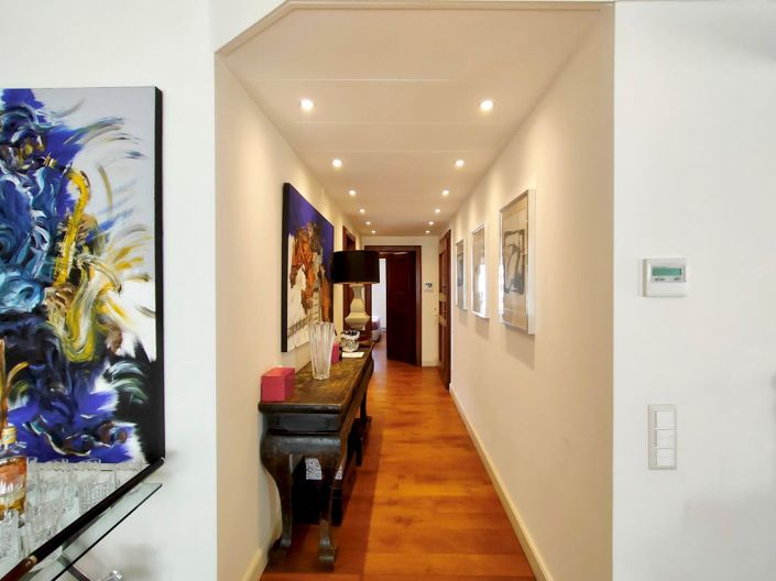 Image No.8-3 Bed Apartment for sale