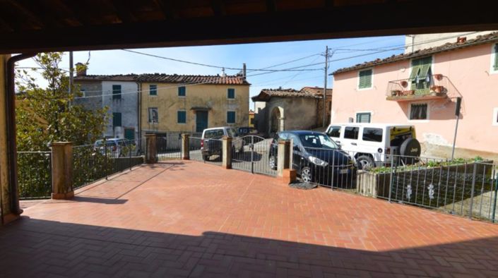 Image No.3-20 Bed Commercial for sale