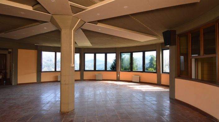 Image No.7-20 Bed Commercial for sale