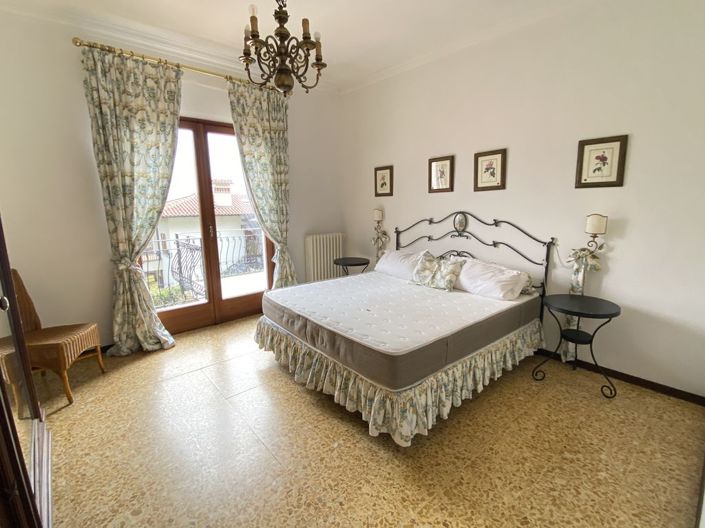 Image No.8-3 Bed Apartment for sale