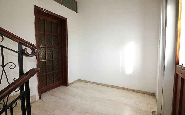 Image No.17-4 Bed Apartment for sale