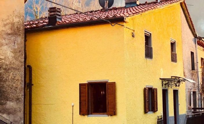 Image No.1-2 Bed House for sale
