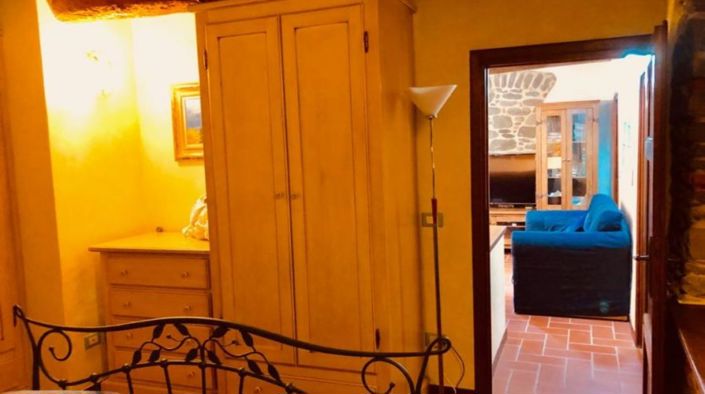 Image No.11-2 Bed House for sale