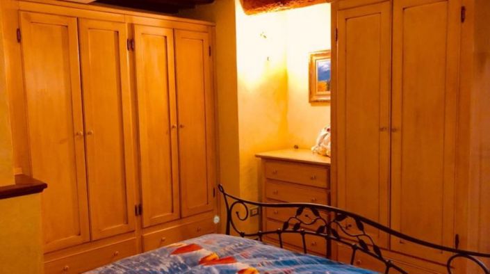 Image No.9-2 Bed House for sale