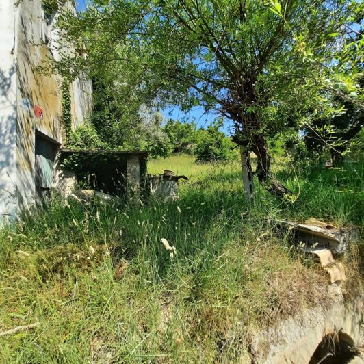 Image No.11-2 Bed Property for sale