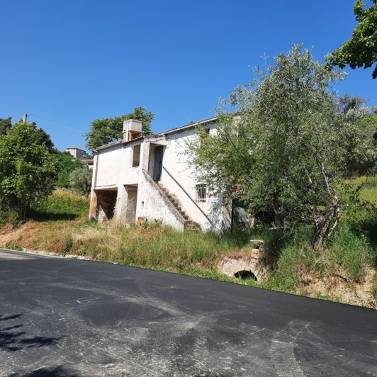 Image No.2-2 Bed Property for sale