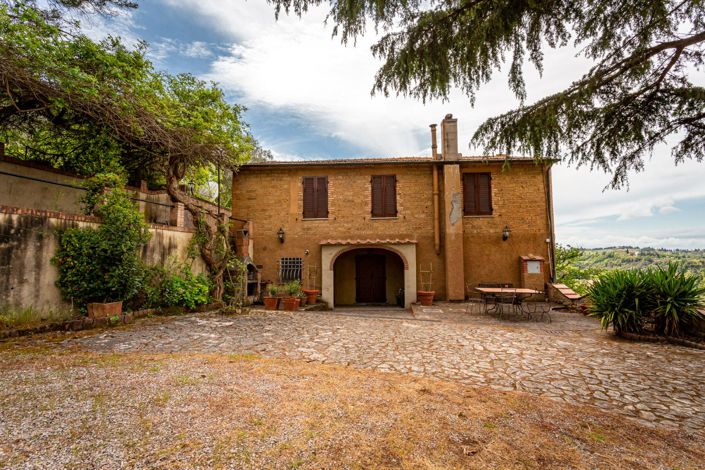 Image No.1-3 Bed Villa for sale