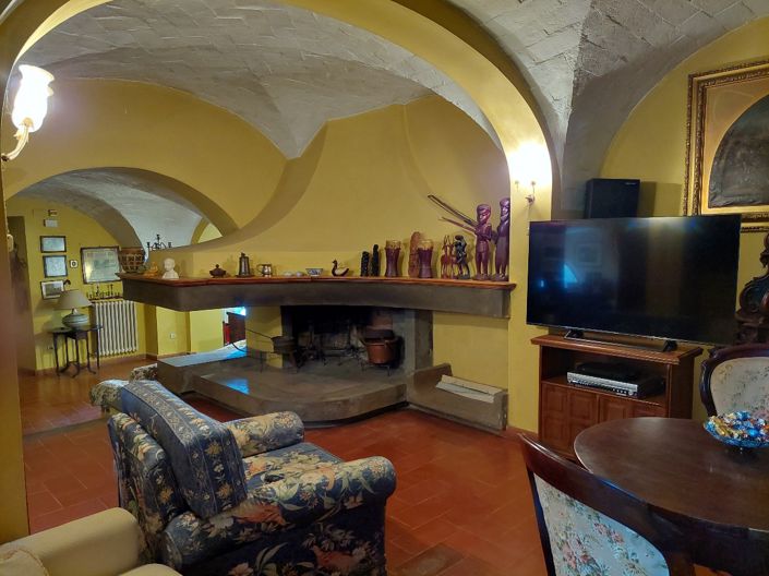 Image No.5-4 Bed Property for sale