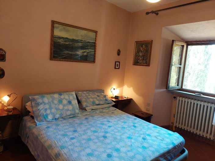 Image No.9-4 Bed Property for sale