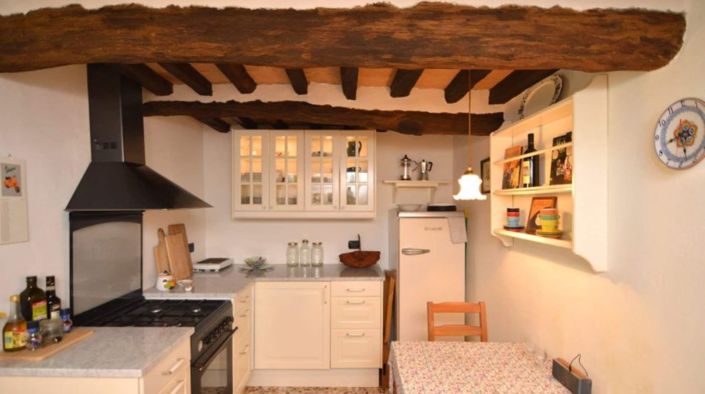 Image No.10-2 Bed Semi-Detached for sale