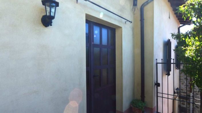 Image No.19-2 Bed Semi-Detached for sale