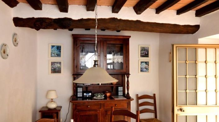 Image No.8-2 Bed Semi-Detached for sale