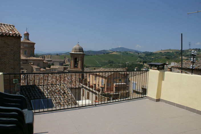 Image No.1-3 Bed House for sale