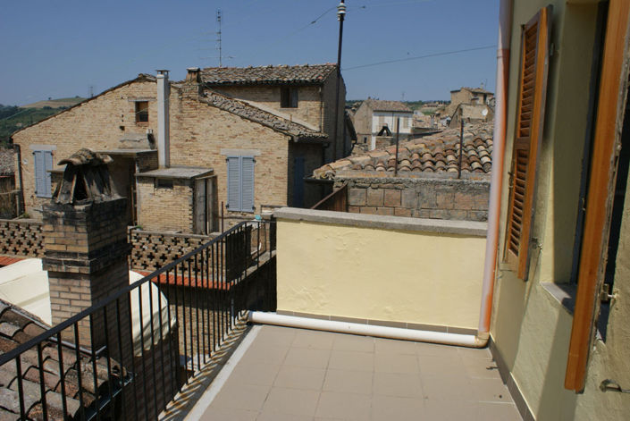 Image No.2-3 Bed House for sale
