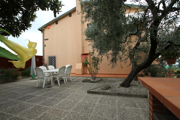 Image No.11-3 Bed Semi-Detached for sale