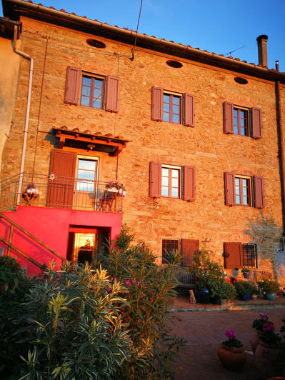 Image No.4-4 Bed House for sale