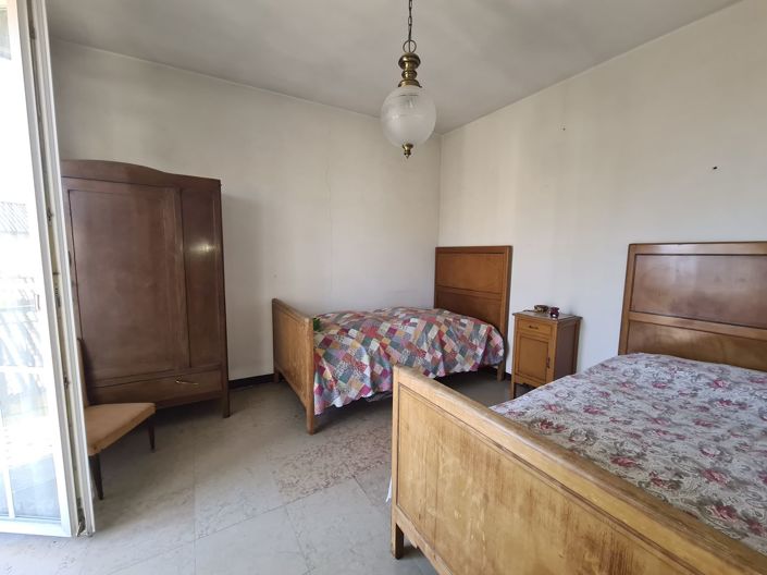 Image No.10-4 Bed Semi-Detached for sale