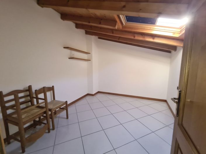 Image No.13-4 Bed Semi-Detached for sale