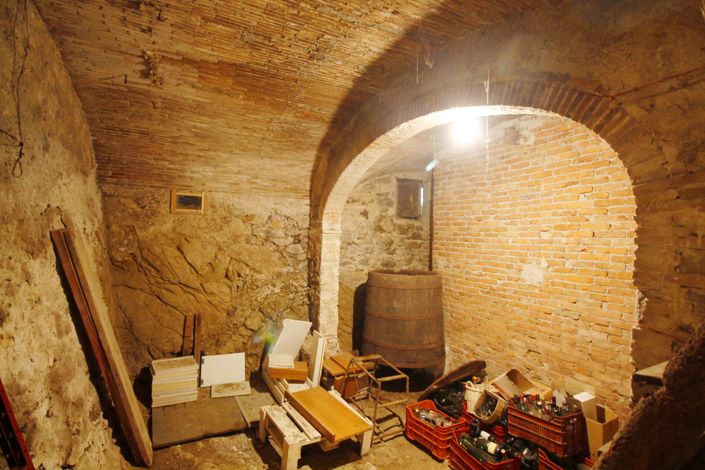 Image No.13-5 Bed Property for sale