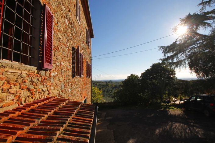 Image No.15-5 Bed Property for sale