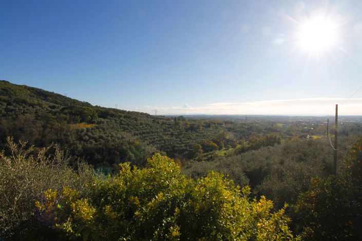 Image No.3-5 Bed Property for sale