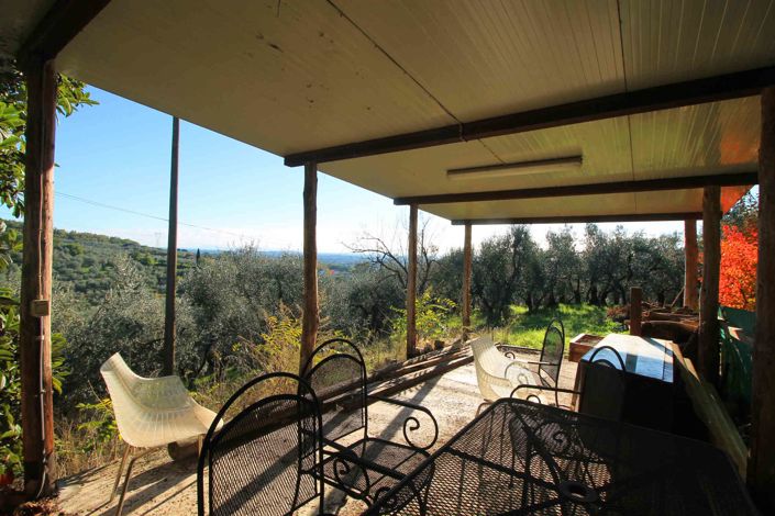 Image No.5-5 Bed Property for sale