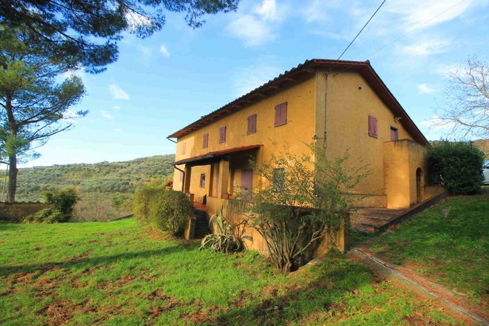 Image No.16-5 Bed Property for sale