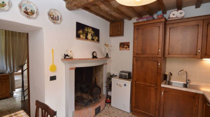 Image No.8-3 Bed Property for sale