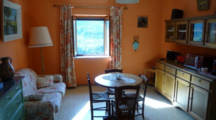 Image No.7-4 Bed House for sale