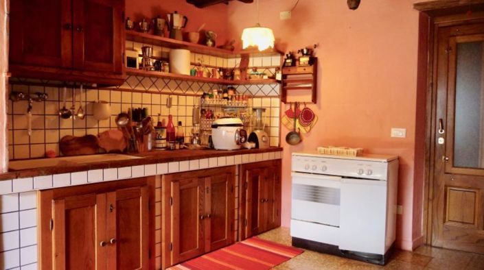 Image No.8-4 Bed House for sale