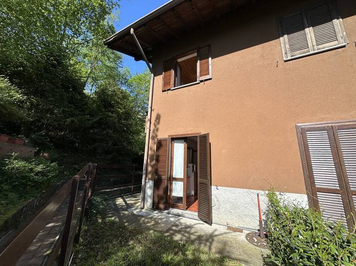 Image No.2-2 Bed Semi-Detached for sale