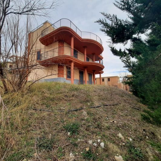 Image No.13-4 Bed Property for sale