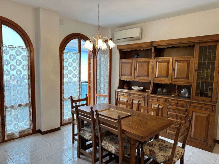 Image No.2-3 Bed Apartment for sale