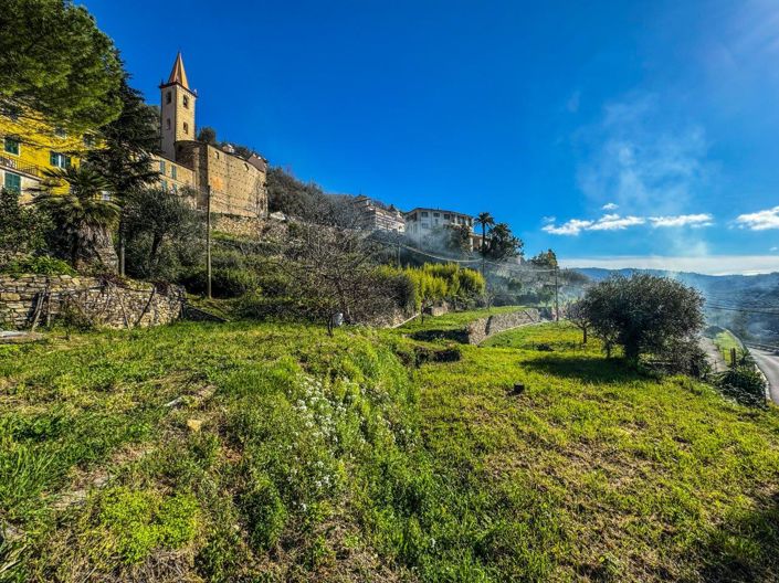 Image No.12-9 Bed Villa for sale