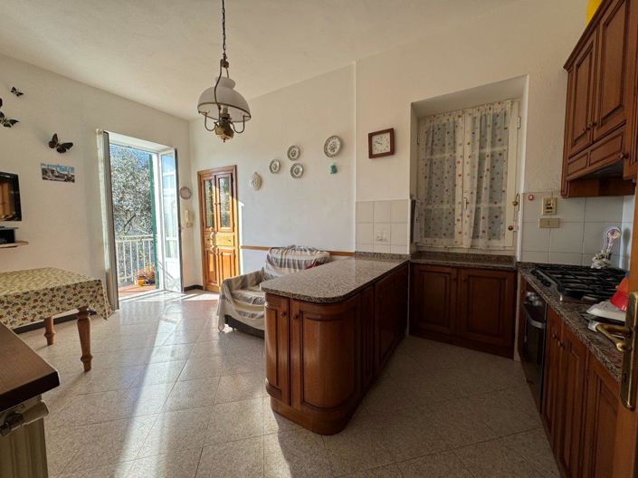 Image No.4-9 Bed Villa for sale