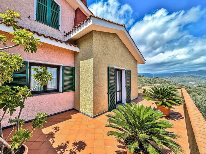 Image No.1-3 Bed Semi-Detached for sale