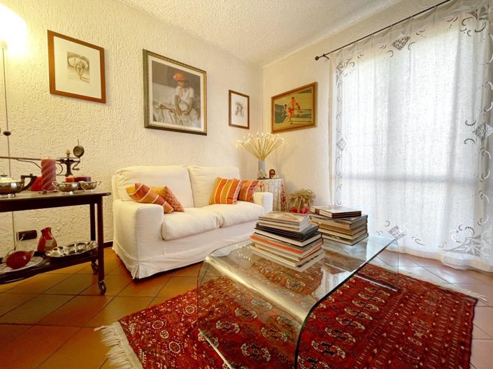 Image No.4-3 Bed Semi-Detached for sale