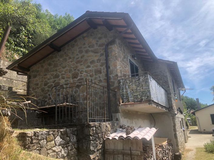 Image No.3-5 Bed House for sale