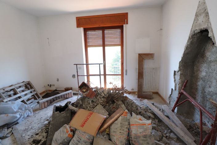 Image No.4-4 Bed Apartment for sale