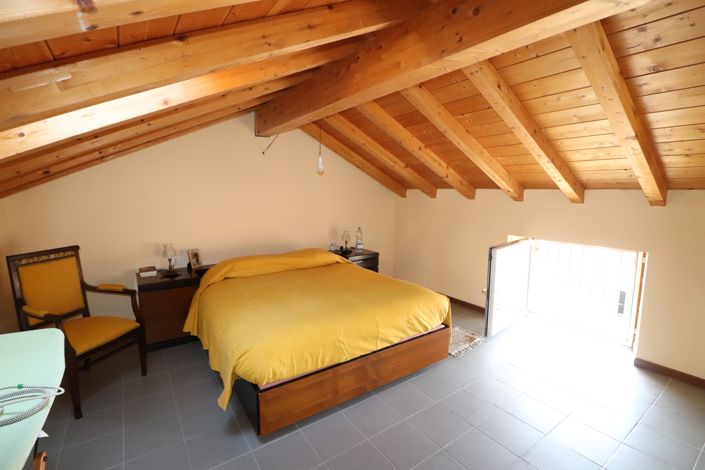 Image No.7-3 Bed House for sale