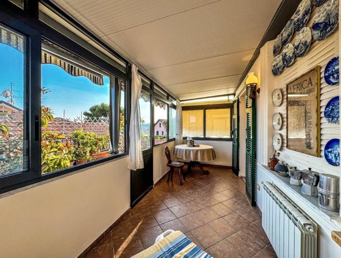 Image No.13-2 Bed Apartment for sale