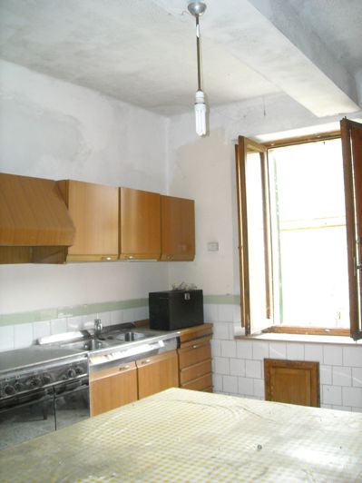 Image No.5-3 Bed Property for sale