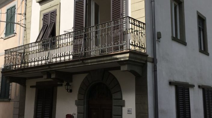 Image No.13-5 Bed House for sale