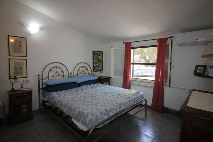 Image No.12-4 Bed Apartment for sale