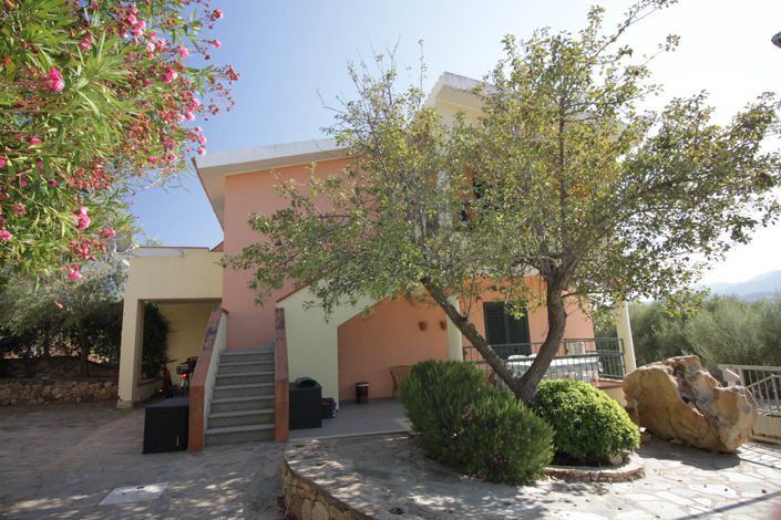 Image No.2-4 Bed Apartment for sale