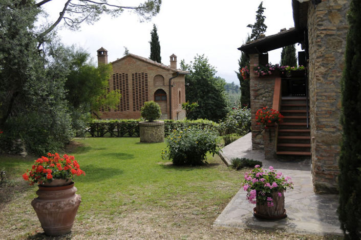 Image No.15-5 Bed Property for sale